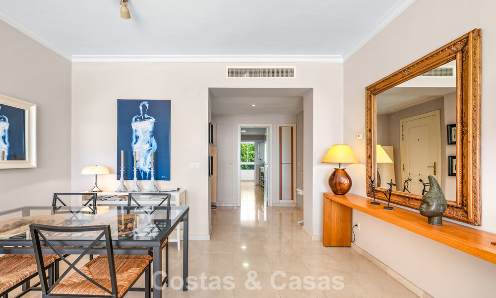 Prachtig penthouse met renovatiemogelijkheden te koop met golf- en zeezicht in La Quinta, Marbella - Benahavis 807687