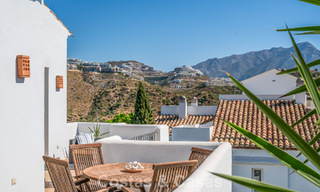 Prachtig penthouse met renovatiemogelijkheden te koop met golf- en zeezicht in La Quinta, Marbella - Benahavis 807693 