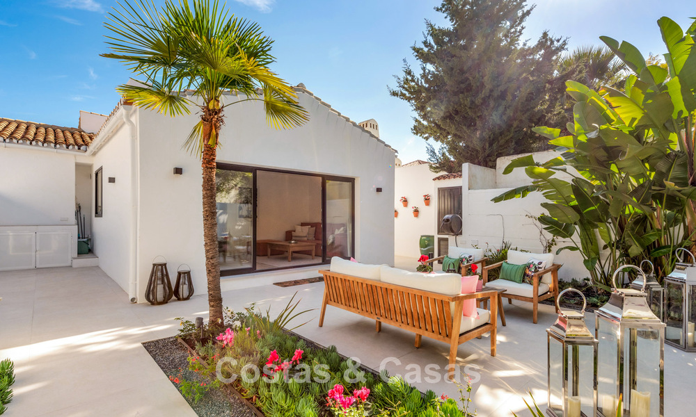 Gelijkvloerse luxevilla met Spaanse boutique bouwstijl te koop in Sierra Blanca op Marbella’s Golden Mile 807651
