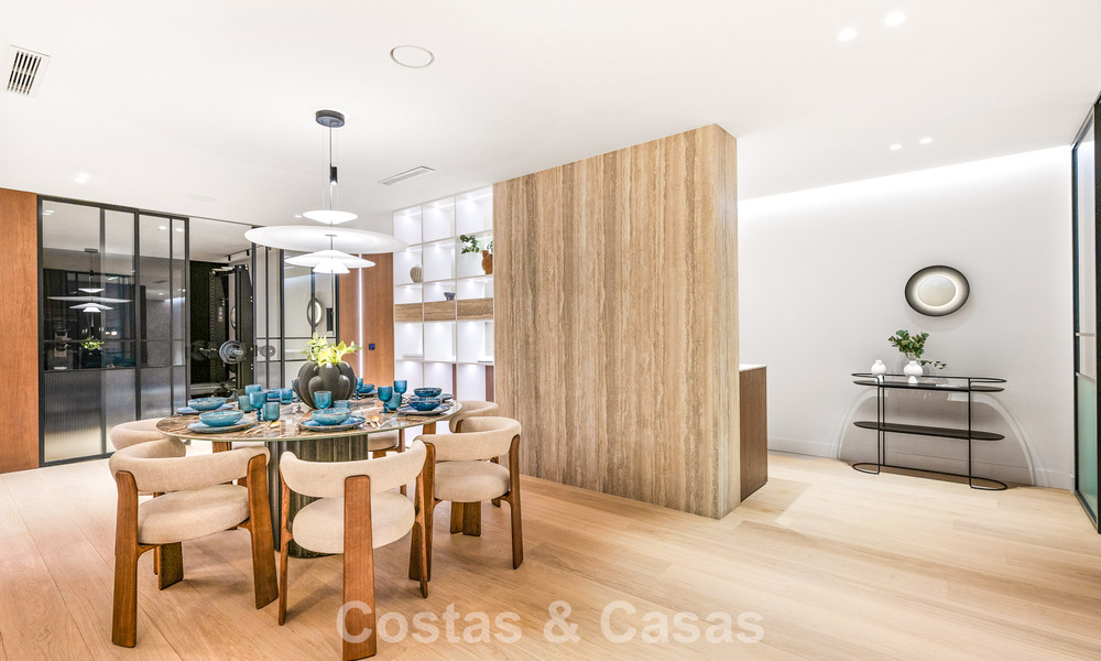 Exclusieve moderne nieuwbouwvilla met panoramisch uitzicht te koop op de befaamde Golden Mile van Marbella 807815