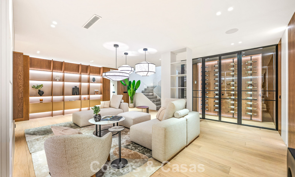 Exclusieve moderne nieuwbouwvilla met panoramisch uitzicht te koop op de befaamde Golden Mile van Marbella 807817