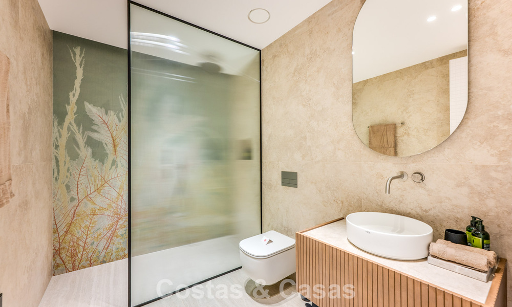 Exclusieve moderne nieuwbouwvilla met panoramisch uitzicht te koop op de befaamde Golden Mile van Marbella 807828