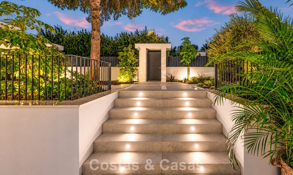 Exclusieve moderne nieuwbouwvilla met panoramisch uitzicht te koop op de befaamde Golden Mile van Marbella 807925