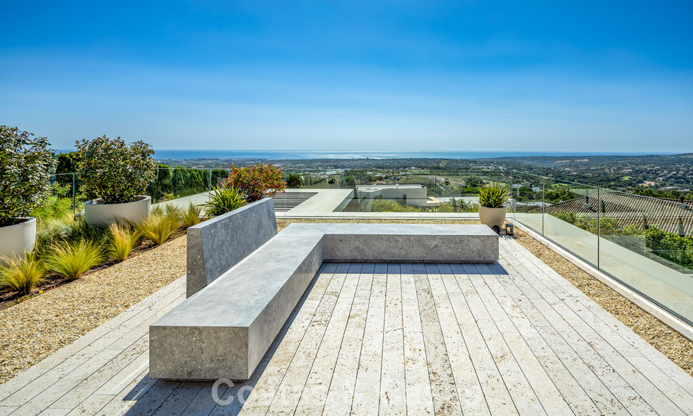 Vooruitstrevende nieuwbouwvilla te koop met spectaculaire vergezichten in La Reserva Club in Sotogrande, Costa del Sol 807900