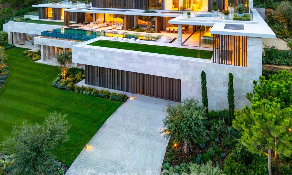 Vooruitstrevende nieuwbouwvilla te koop met spectaculaire vergezichten in La Reserva Club in Sotogrande, Costa del Sol 807914
