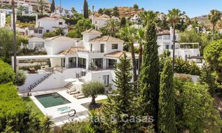 Gemoderniseerde villa met eigentijds-mediterrane bouwstijl te koop in Nueva Andalucia’s golfvallei, Marbella 807971 