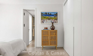 Gemoderniseerde villa met eigentijds-mediterrane bouwstijl te koop in Nueva Andalucia’s golfvallei, Marbella 808002 