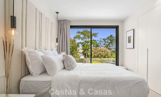 Gemoderniseerde villa met eigentijds-mediterrane bouwstijl te koop in Nueva Andalucia’s golfvallei, Marbella 808004 