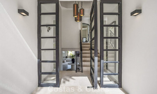 Gemoderniseerde villa met eigentijds-mediterrane bouwstijl te koop in Nueva Andalucia’s golfvallei, Marbella 808016 