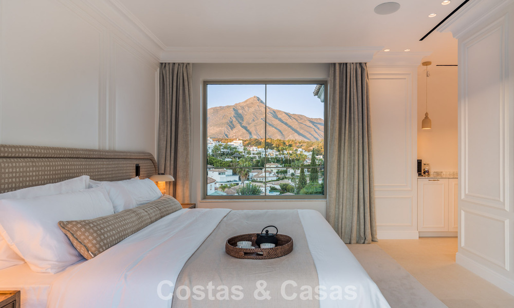 Mediterrane luxevilla met Frans-geïnspireerd interieur te koop in het hart van Nueva Andalucia, Marbella 808026