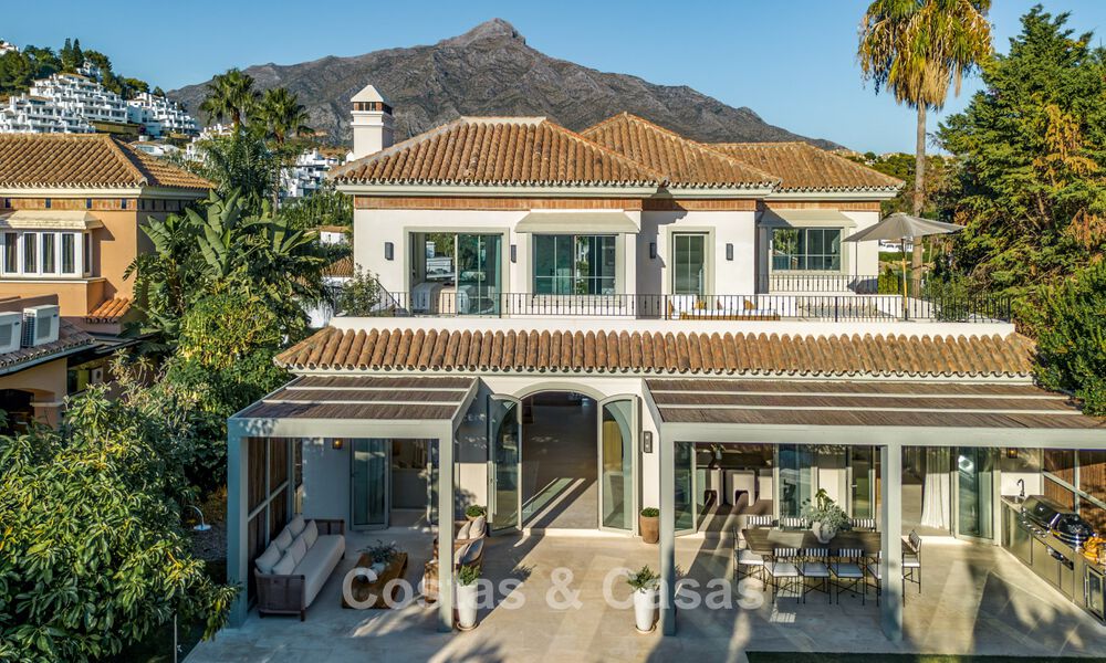Mediterrane luxevilla met Frans-geïnspireerd interieur te koop in het hart van Nueva Andalucia, Marbella 808042