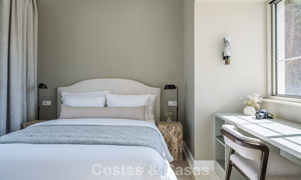 Mediterrane luxevilla met Frans-geïnspireerd interieur te koop in het hart van Nueva Andalucia, Marbella 808049