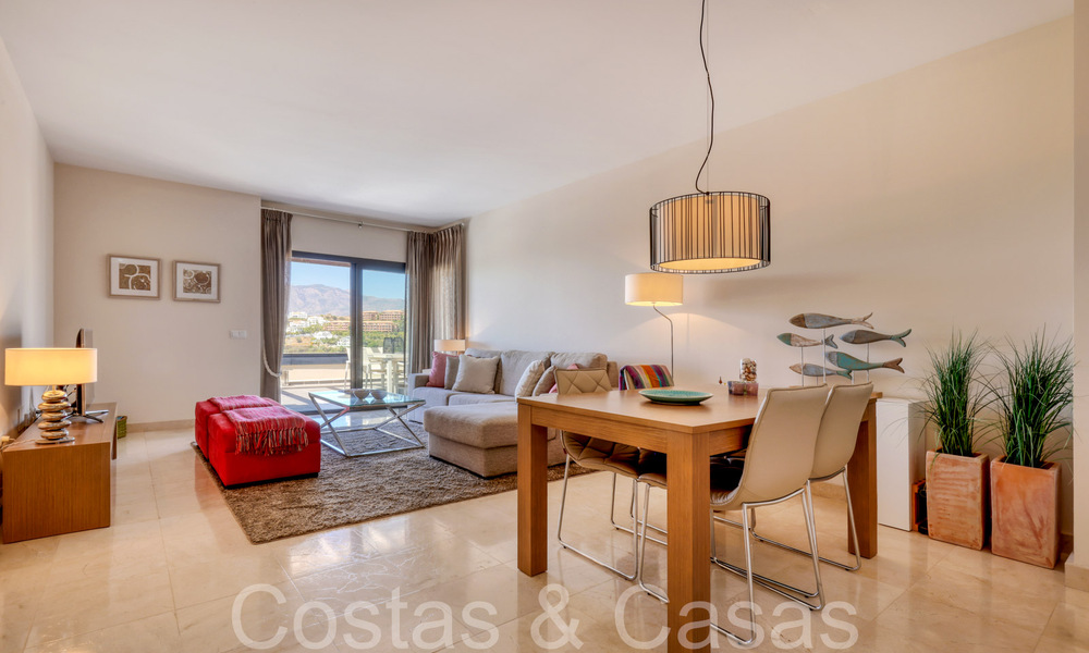 Eigentijdse golf appartementen te koop in Hoyo 19, op een 5-sterren golfresort, New Golden Mile, Marbella - Benahavis 807499