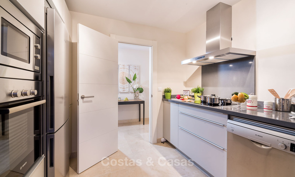 Eigentijdse golf appartementen te koop in Hoyo 19, op een 5-sterren golfresort, New Golden Mile, Marbella - Benahavis 807507