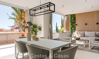 Luxe duplex penthouse met panoramisch uitzicht te koop in Nueva Andalucia’s golfvallei, Marbella 808061 