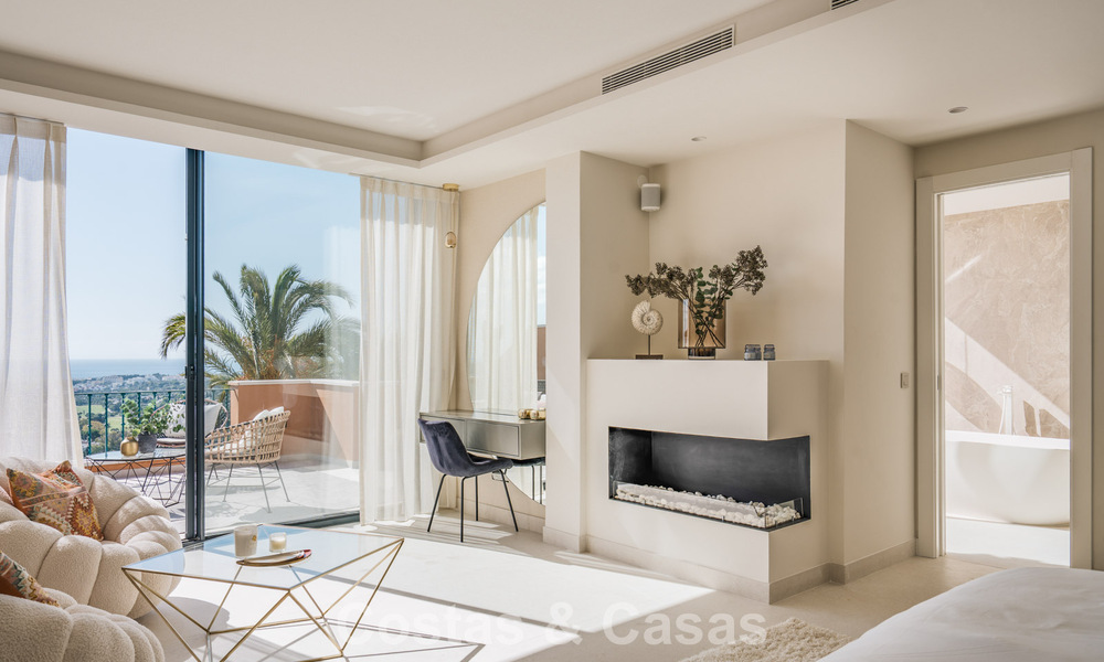 Luxe duplex penthouse met panoramisch uitzicht te koop in Nueva Andalucia’s golfvallei, Marbella 808076