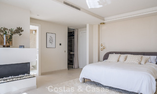 Luxe duplex penthouse met panoramisch uitzicht te koop in Nueva Andalucia’s golfvallei, Marbella 808078 