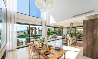 Hedendaagse luxe villa met minimalistisch design te koop in Nueva Andalucia, Marbella 808117 