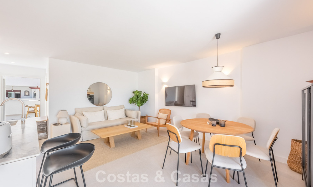Ruime appartementen te koop in La Maestranza op een steenworp van alle voorzieningen in Nueva Andalucia, Marbella 808247
