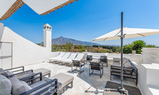 Charmant rijhuis te koop in een afgesloten community op een steenworp van Puerto Banus, Marbella 808520