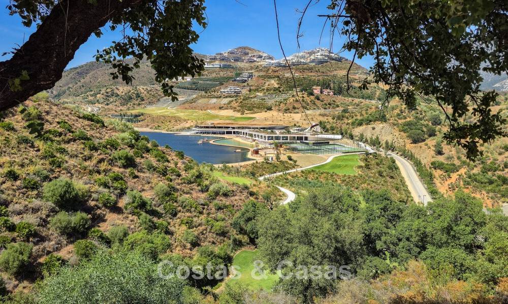 Eigentijdse luxe appartementen te koop in een golfresort in de heuvels van Marbella - Benahavis 808679