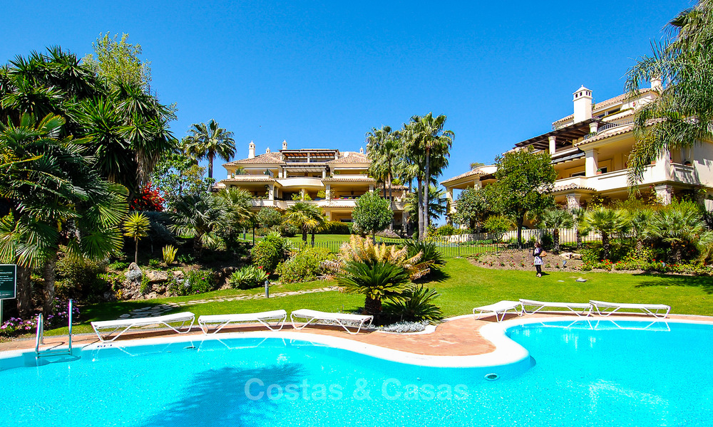 First line - eerste lijn golf Luxe Penthouse appartement te koop in Nueva Andalucia – Marbella 2941