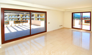 Luxe penthouse appartementen te koop nabij Puerto Banus in Nueva Andalucia, Marbella 30625 