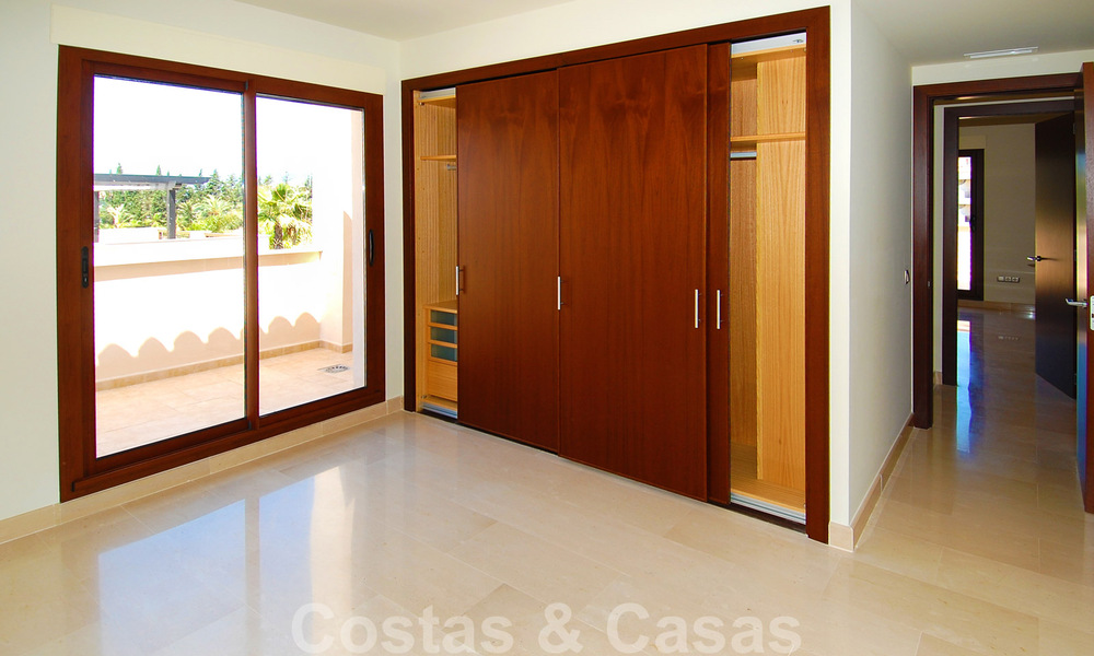 Luxe penthouse appartementen te koop nabij Puerto Banus in Nueva Andalucia, Marbella 30633