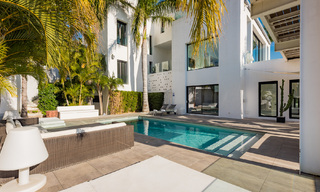 Exclusieve moderne villa te koop nabij golfcourse, Marbella – Benahavis 37635 