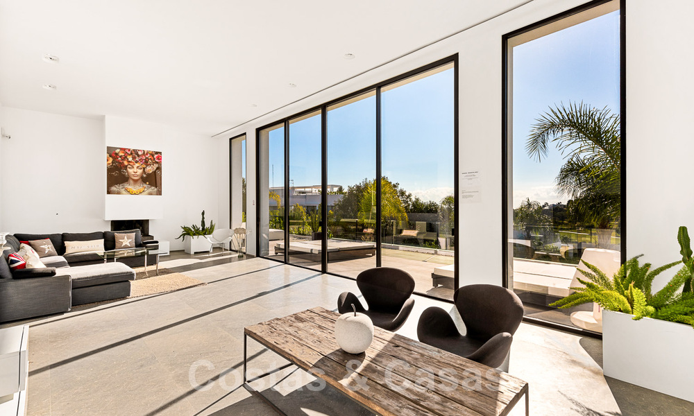 Moderne luxevilla te koop in een golfwijk in Marbella - Benahavis 49492