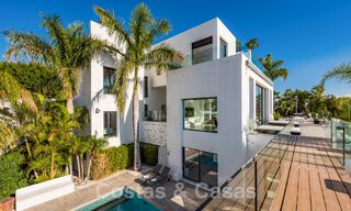 Moderne luxevilla te koop in een golfwijk in Marbella - Benahavis 49510 