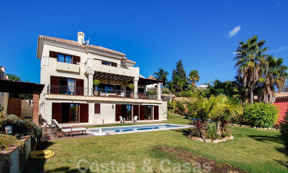 Exclusieve koopvilla in een moderne Andalusische stijl in Marbella met zeezicht 30584