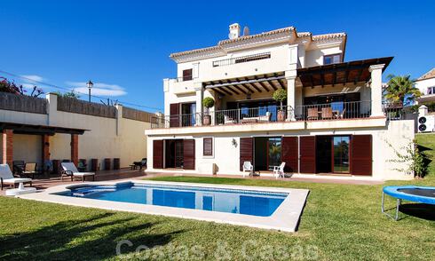 Exclusieve koopvilla in een moderne Andalusische stijl in Marbella met zeezicht 30587