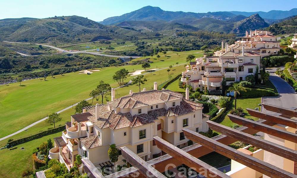 Capanes del Golf: Ruime luxe appartementen te koop omringd door de golfcourse, Marbella - Benahavis 23871