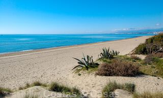 Exclusieve beachfront villa te koop in prestigieuze urbanisatie in oost Marbella 30533 