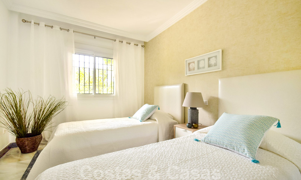 Goedkope appartementen te koop in een omheind resort in Nueva Andalucia te Marbella 20692