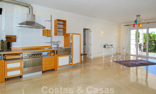 Luxe villa te koop in kolloniale stijl in Marbella op een groot perceel 22559 