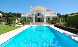 Luxe villa te koop in kolloniale stijl in Marbella op een groot perceel 22581 