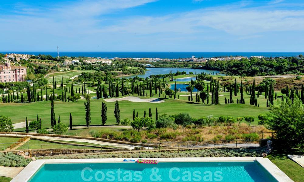 Moderne luxe eerstelijnsgolf appartementen met schitterend golf- en zeezicht te koop in Marbella - Benahavis 23908