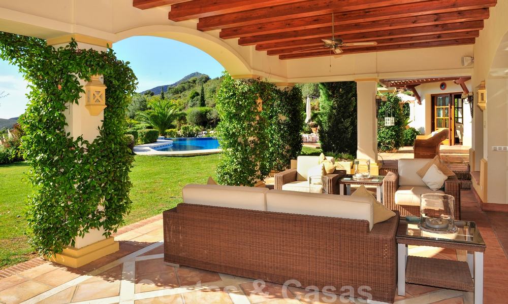 Luxe koopvilla in Andalusiche stijl in La Zagaleta, een exclusief golfresort in Marbella - Benahavis 20443