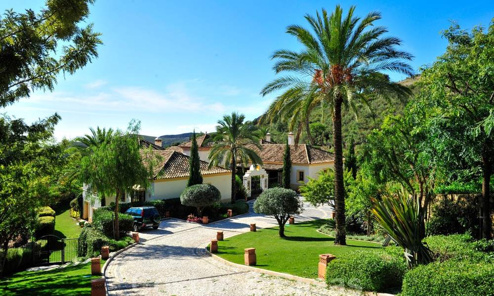 Luxe koopvilla in Andalusiche stijl in La Zagaleta, een exclusief golfresort in Marbella - Benahavis 20448
