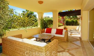 Uniek luxe dubbel-appartement te koop in Nueva Andalucia te Marbella 22895 