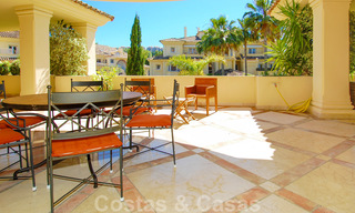 Uniek luxe dubbel-appartement te koop in Nueva Andalucia te Marbella 22910 