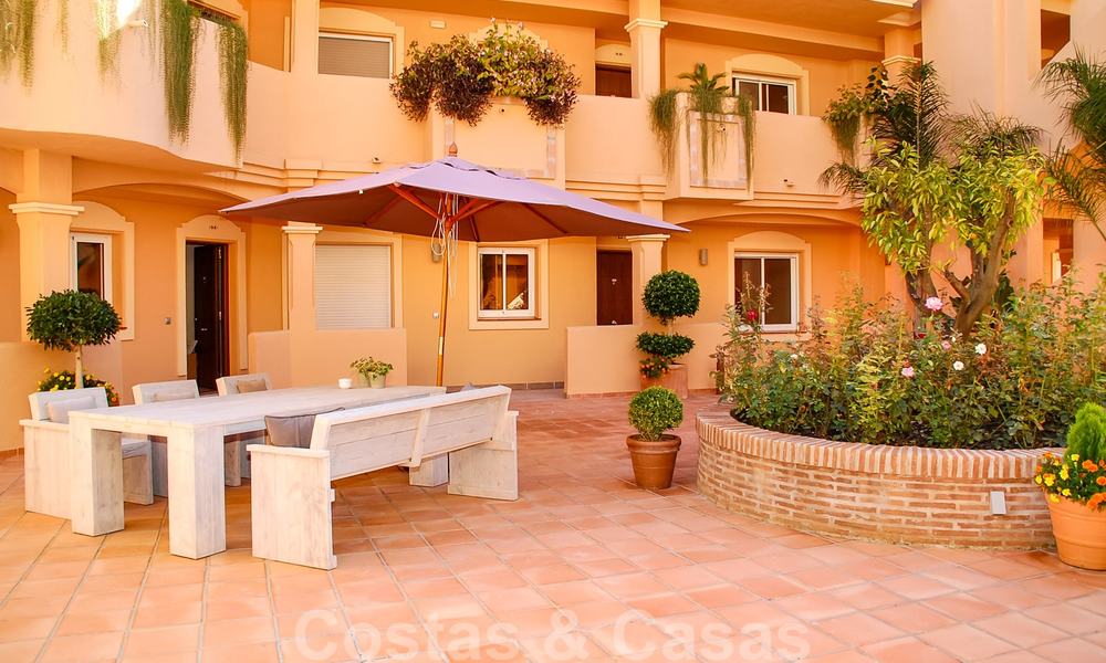 Ruime luxe appartementen en penthouses te koop in een gegeerd complex in Nueva Andalucia, Marbella 20797