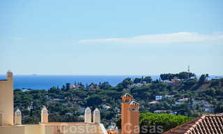 Ruime luxe appartementen en penthouses te koop in een gegeerd complex in Nueva Andalucia, Marbella 20801 