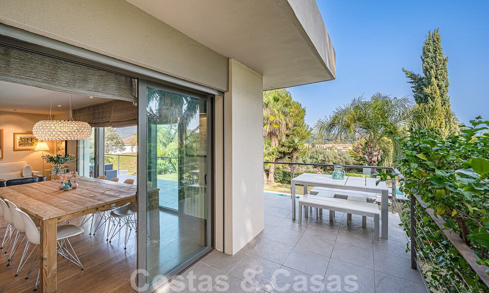 Moderne luxevilla te koop in Nueva Andalucia’s golfvallei, op loopafstand van Puerto Banus, Marbella 51024