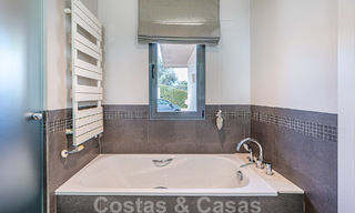 Moderne luxevilla te koop in Nueva Andalucia’s golfvallei, op loopafstand van Puerto Banus, Marbella 51025 