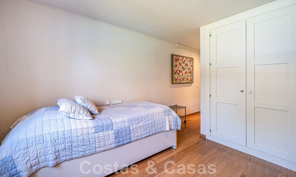 Moderne luxevilla te koop in Nueva Andalucia’s golfvallei, op loopafstand van Puerto Banus, Marbella 51038