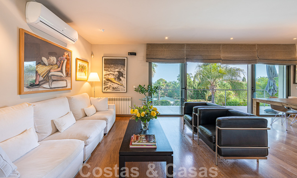 Moderne luxevilla te koop in Nueva Andalucia’s golfvallei, op loopafstand van Puerto Banus, Marbella 51044