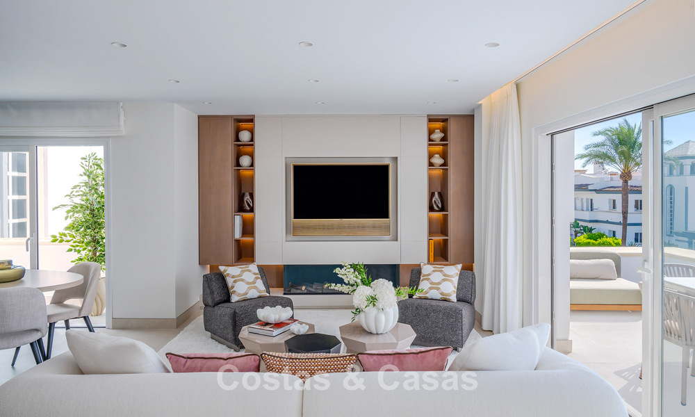 Woningen te koop in een prestigieus eerstelijns strandcomplex, New Golden Mile, Marbella - Estepona 805343